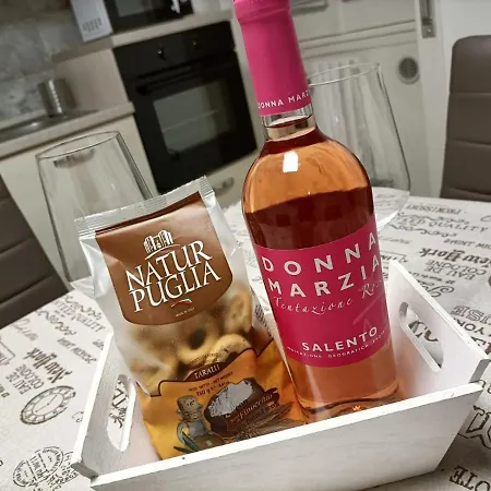 Casa Vergara Piazza Mazzini アパート レッチェ