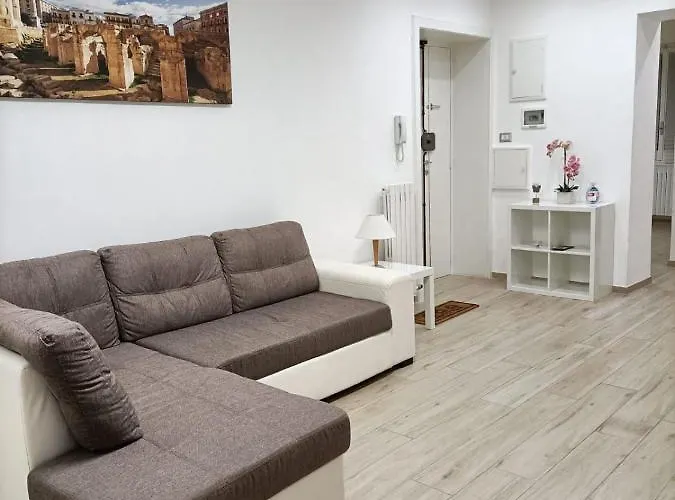 Casa Vergara Piazza Mazzini * לצ'ה